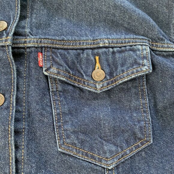 Levi’s Denim Jacket Women’s 1X Trucker Biker Blue Dark Wash Decorated Pocket - Picture 6 of 16
